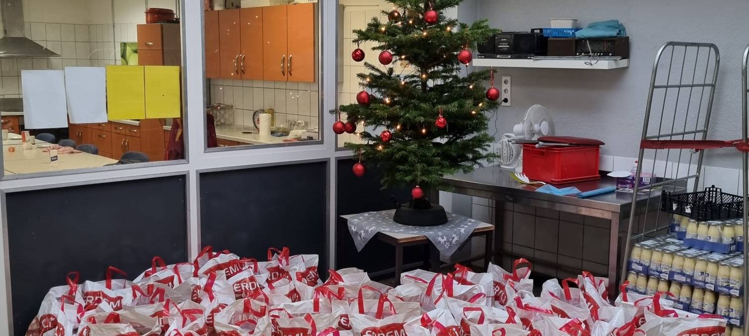 Dortmunder Lotto-Millionär Chico unterstützt Dortmunder Tafel