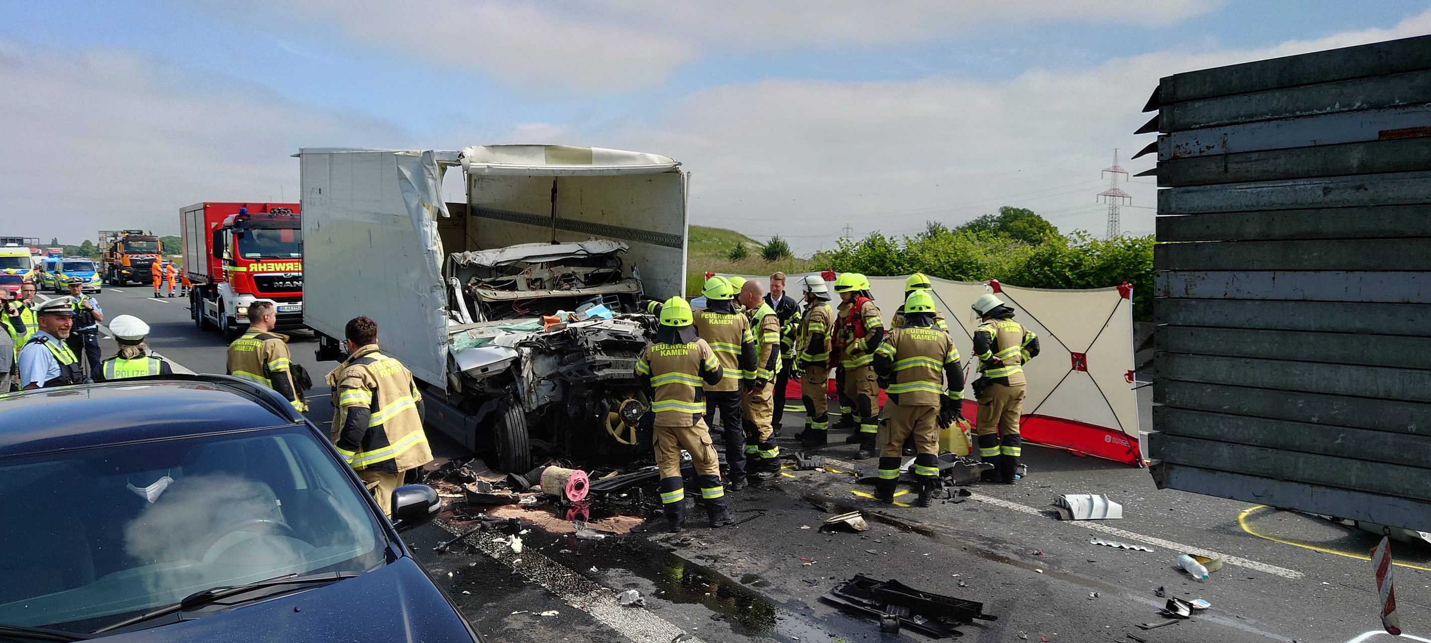 Dortmund: LKW-Fahrer nach Unfall gestorben