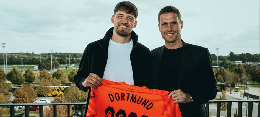 Jetzt ist es offiziell: BVB-Torwart Gregor Kobel verlängert in Dortmund