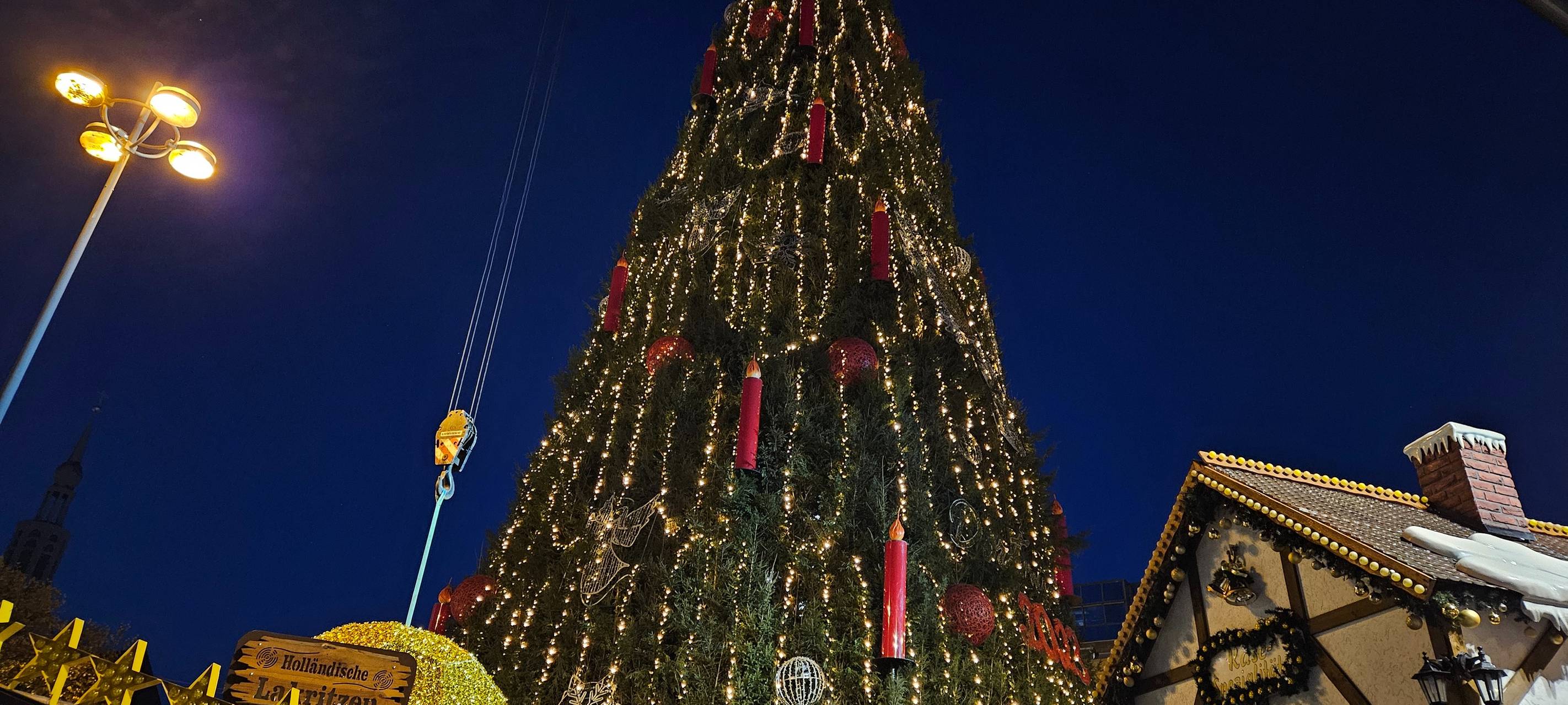 Kugel von Weihnachtsbaum in Dortmund verschwunden