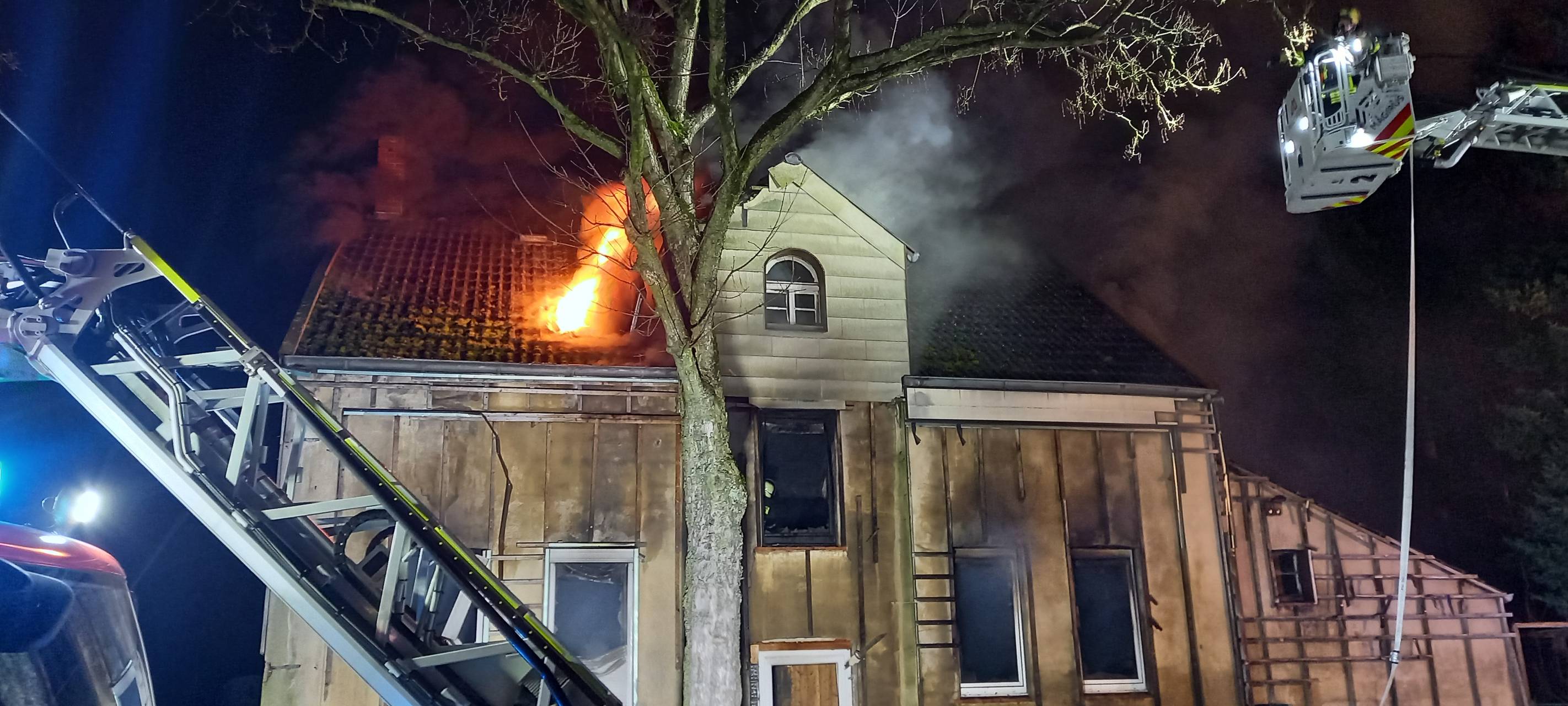 Toter bei Brand in Dortmund-Derne