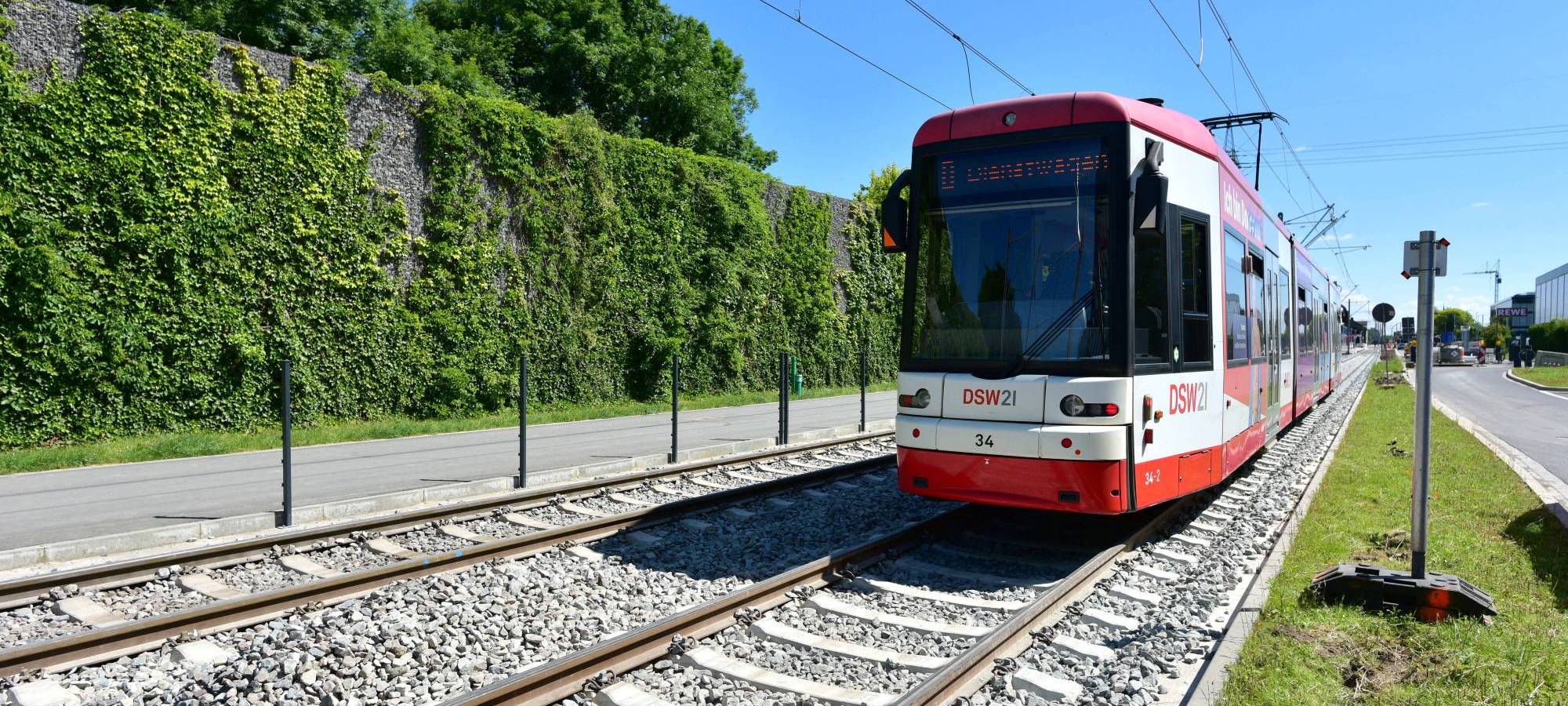 Die Stadtbahnlinie U43 fährt nun im Bereich Brackel/Asseln auf zwei Gleisen.