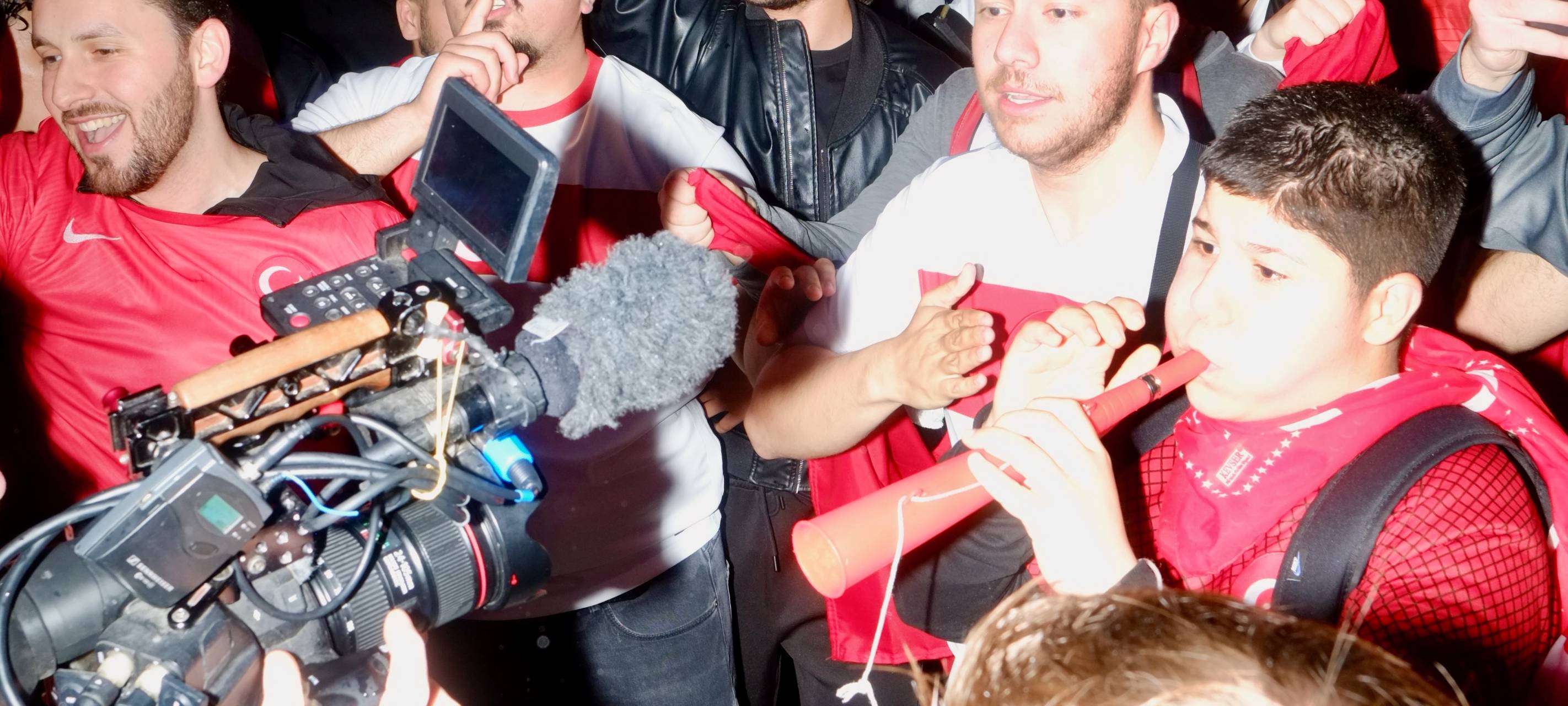 Dortmund feiert: Public Viewing der Europameisterschaft - Deutschland gegen Ungarn und Türkei gegen Georgien