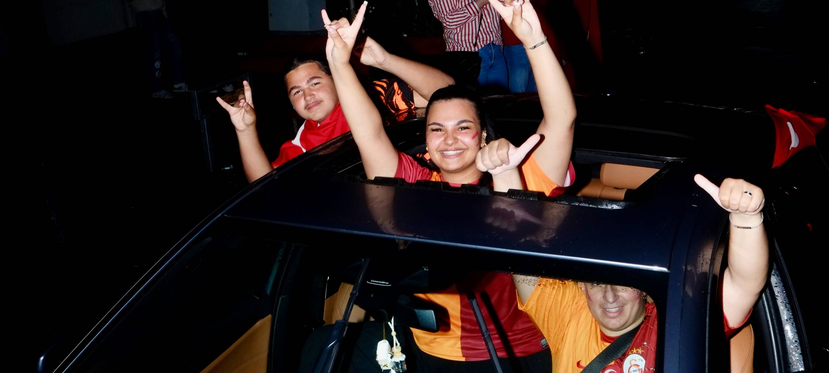 Dortmund feiert: Public Viewing der Europameisterschaft - Deutschland gegen Ungarn und Türkei gegen Georgien