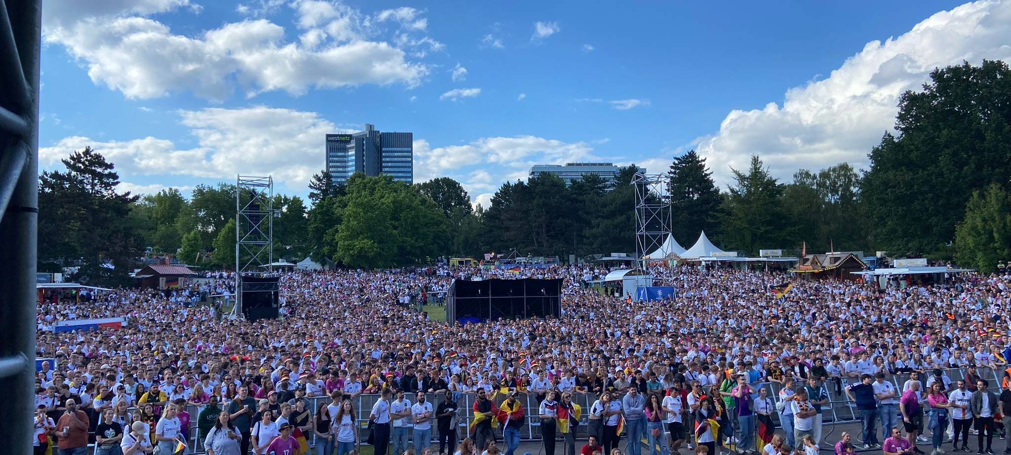 Public Viewing in Dortmund beim Viertelfinale