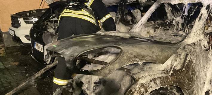 Dortmund: Drei Autos brennen aus