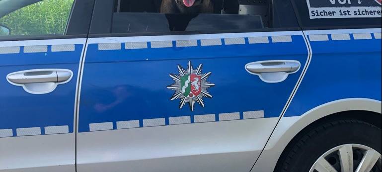 Polizeihund Jack fängt Einbrecher in Dortmund-Huckarde