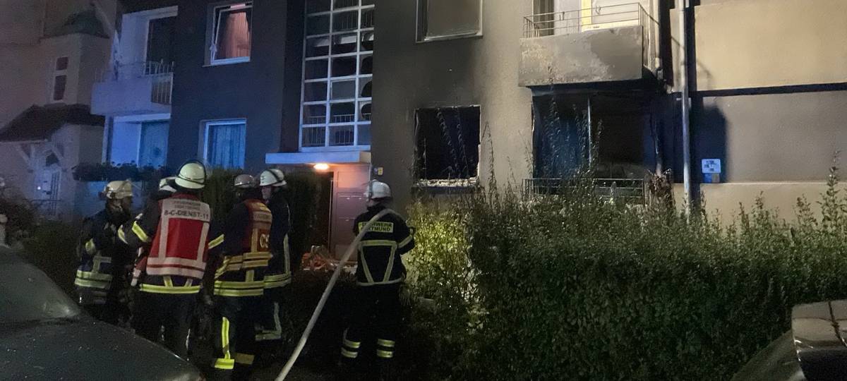 Verletzte bei Explosion in Dortmunder Wohnhaus