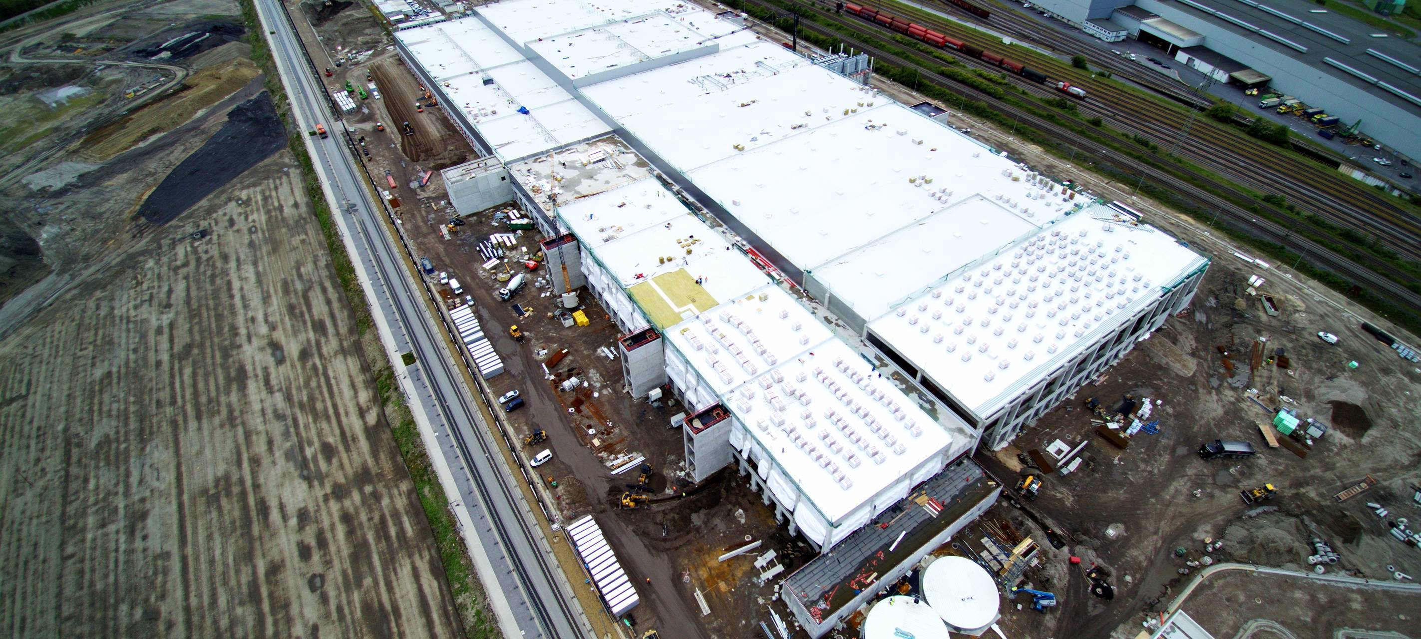 REWE feiert Richtfest