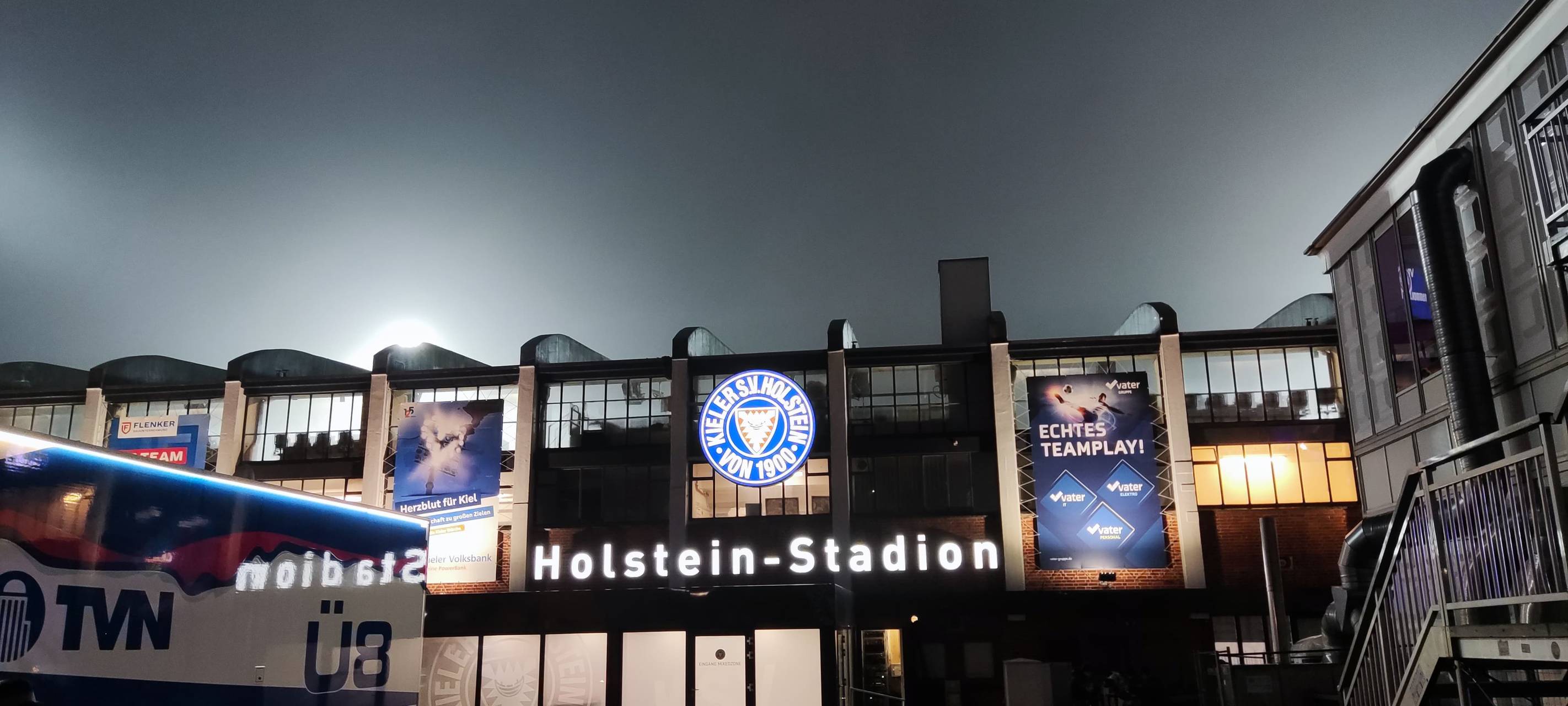 Borussia Dortmund vor Auswärts-Herausforderung gegen Holstein Kiel