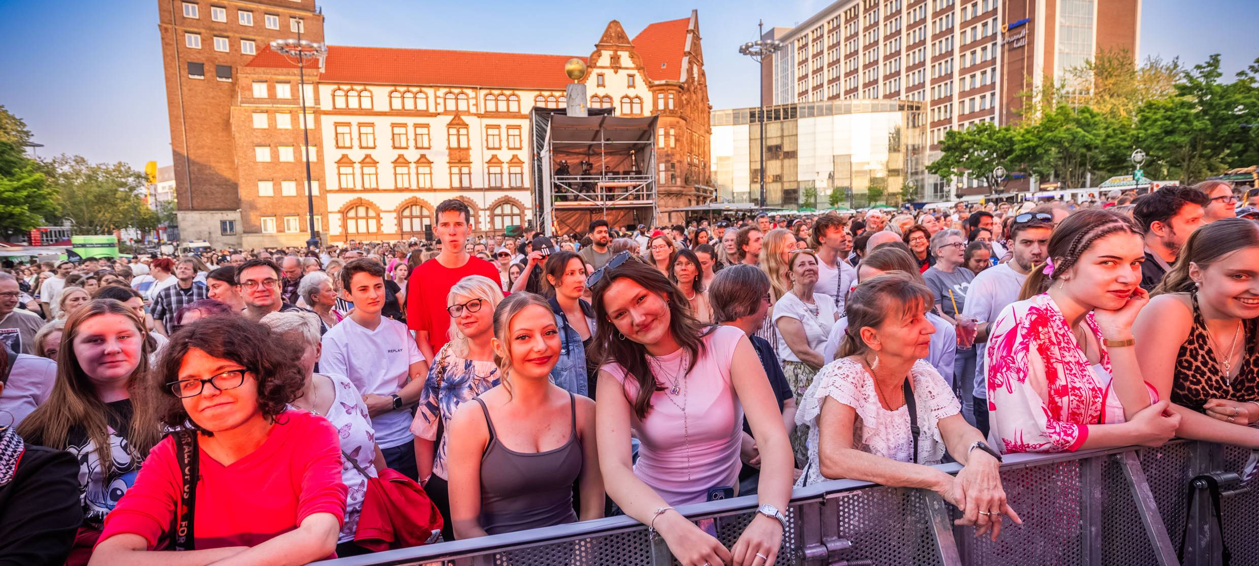 DORTBUNT 2025: Max Giesinger begeistert Dortmund