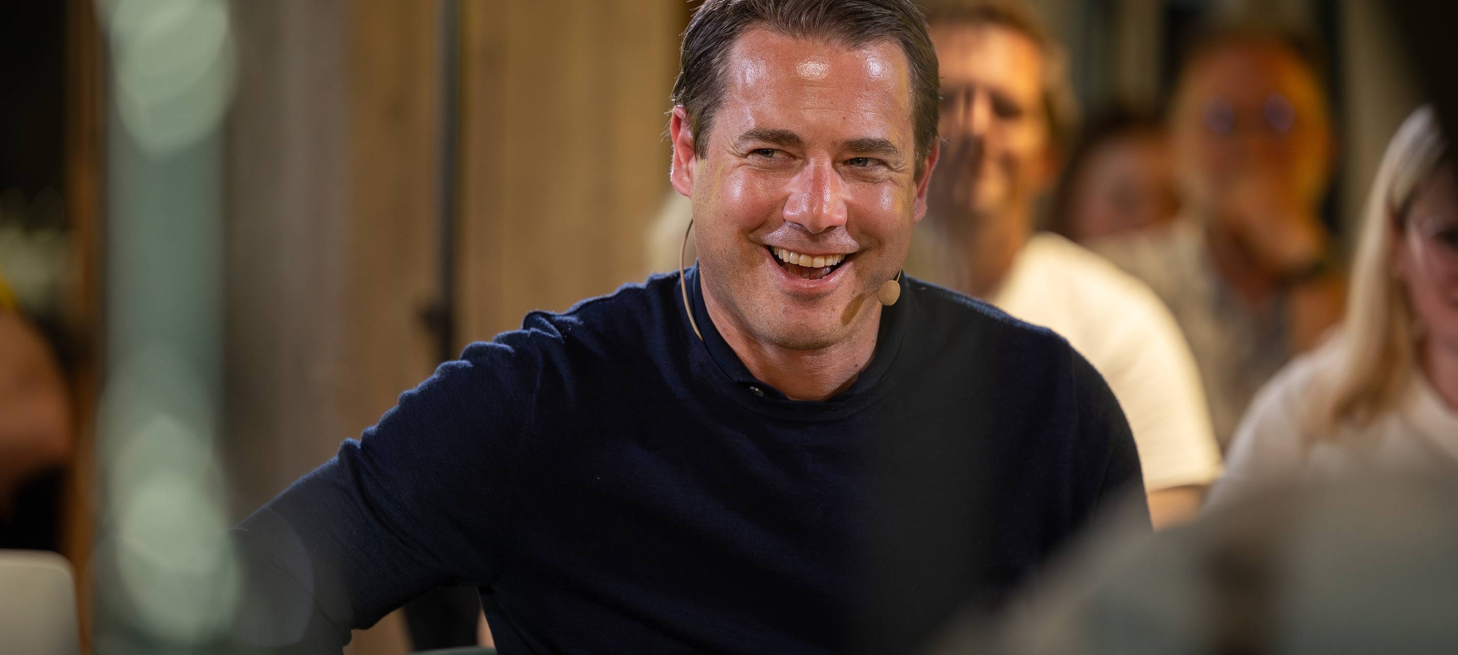 19:09 – der schwarzgelbe Talk mit Lars Ricken und Maximilian Beier von Borussia Dortmund