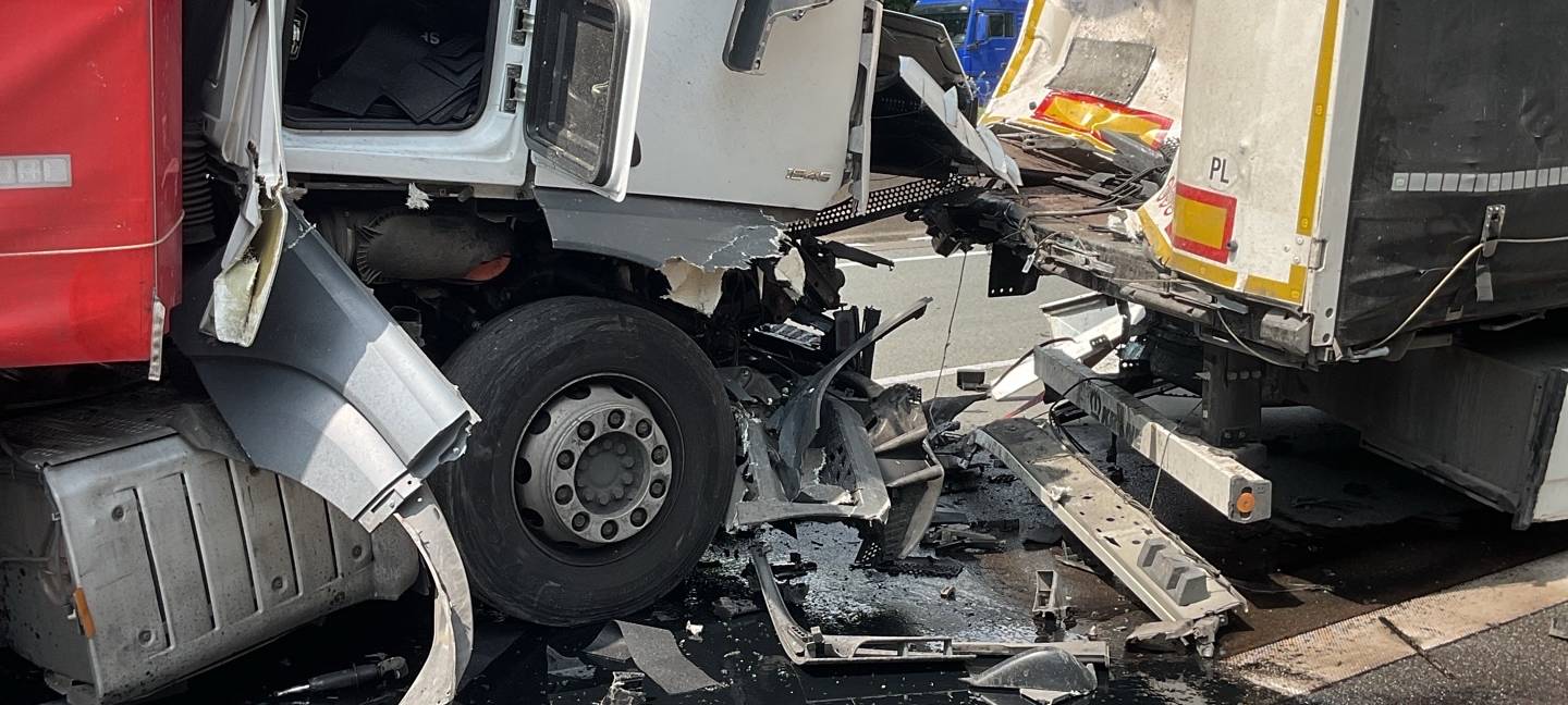 LKW-Unfall auf der A45 Richtung Dortmund