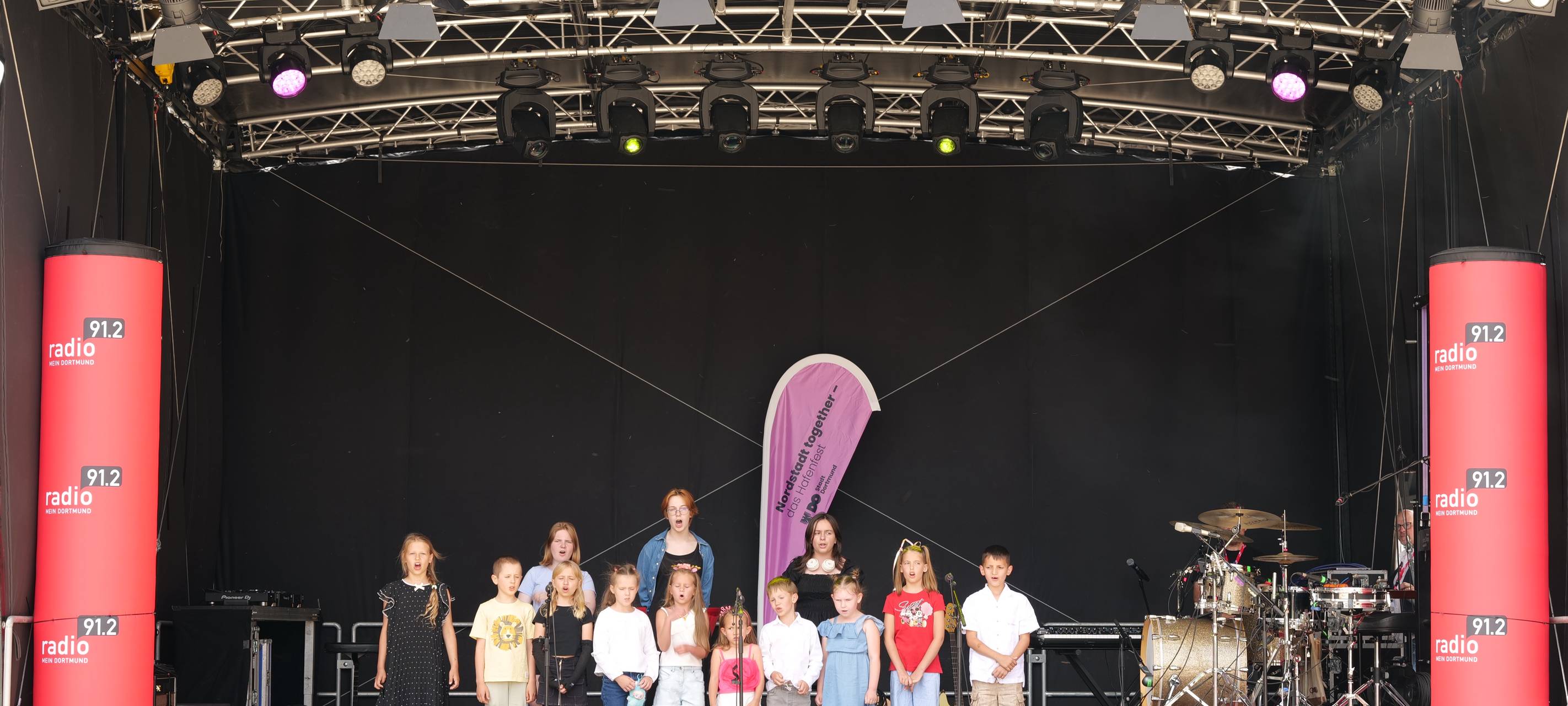 Radio 91.2-Bühne beim Hafenfest in Dortmund