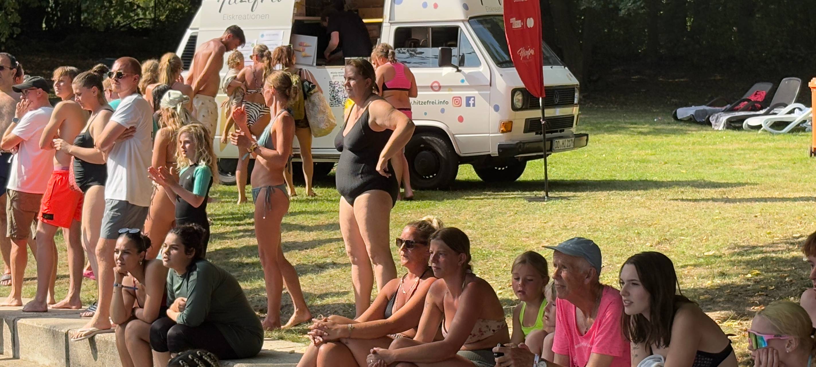 Voller Erfolg: Freibad-Freitag und Sunset-Beach-Club