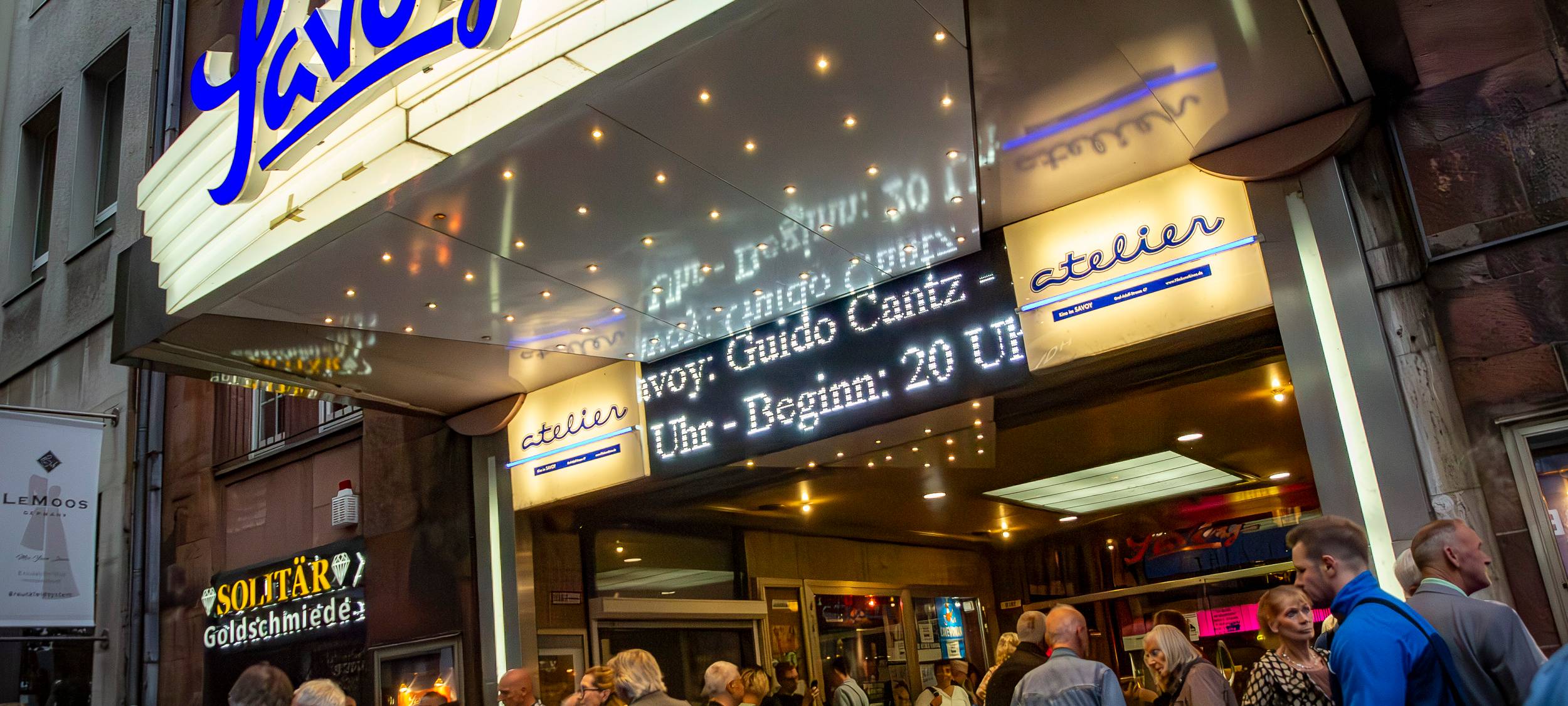 Das Savoy in Düsseldorf - Guido Cantz trat hier mit seinem neuen Tourprogramm "Komische Zeiten" auf