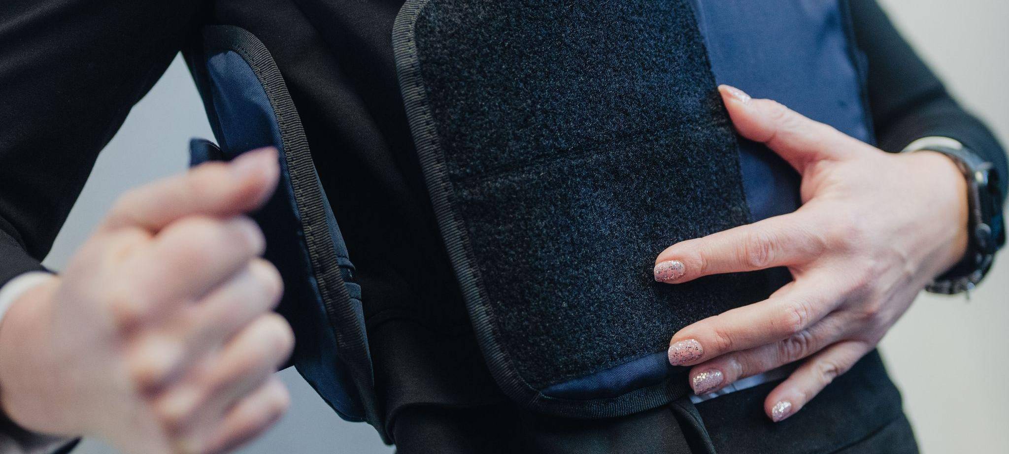 Schutzwesten für Gerichtsvollzieher