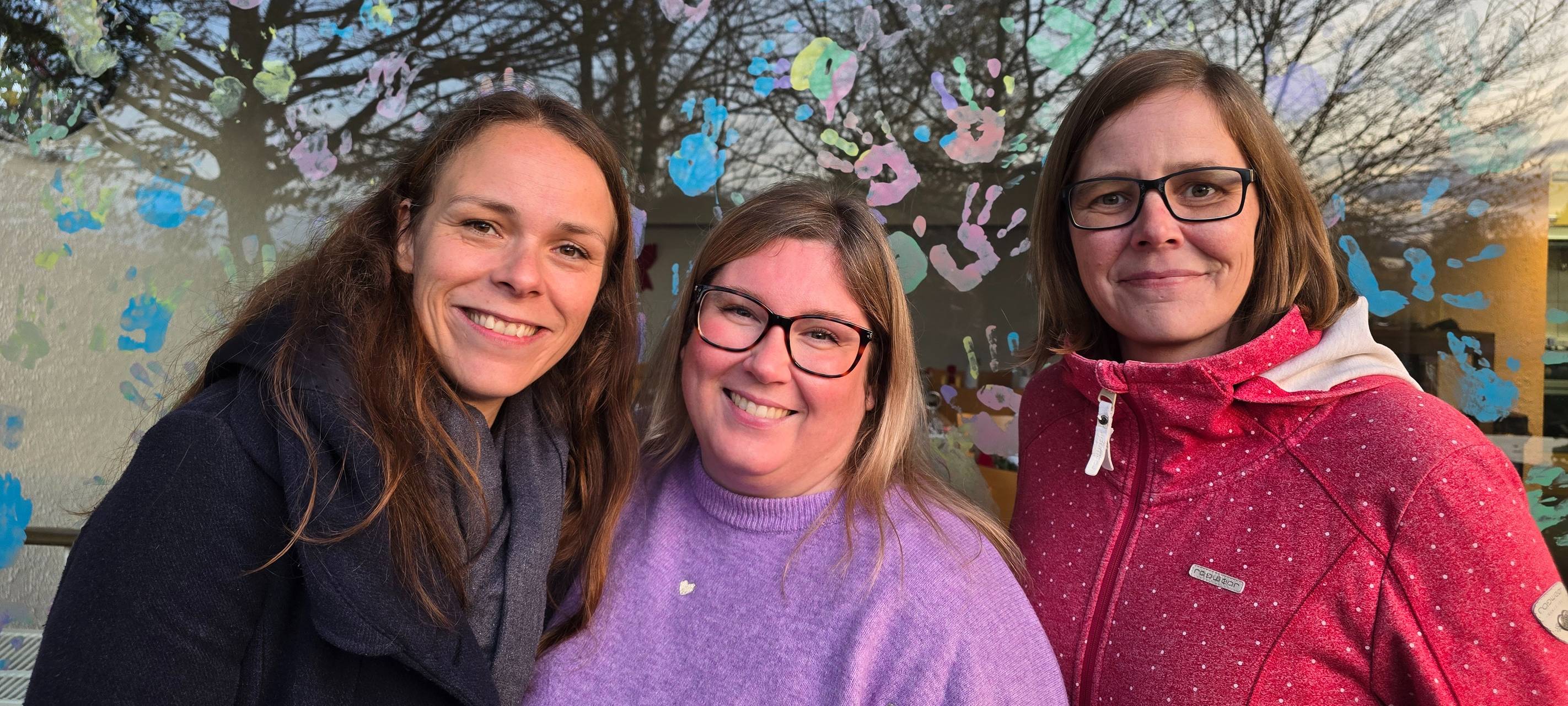 links Silvia, in der Mitte Sonja und rechts Ines