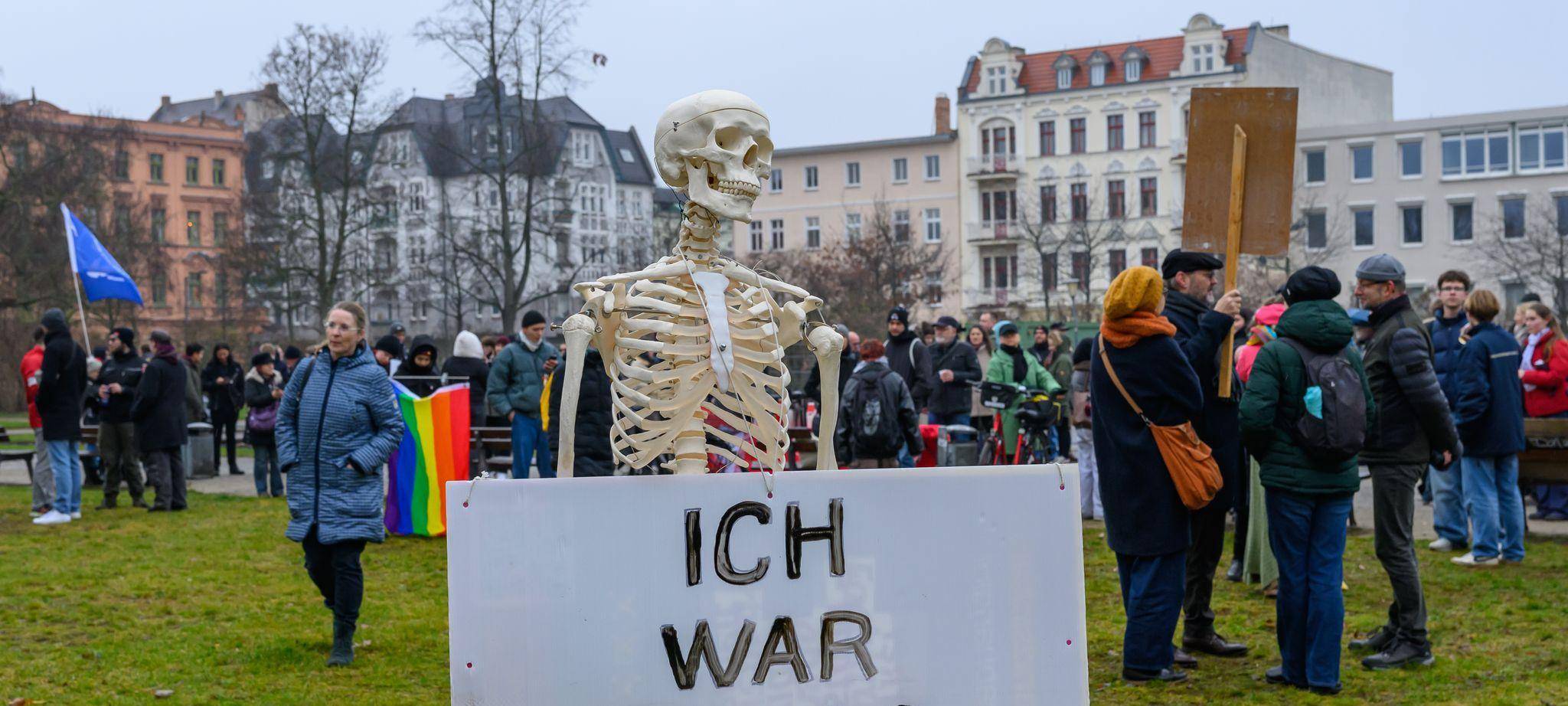 Bundesweiter Schulstreik gegen Wehrpflicht