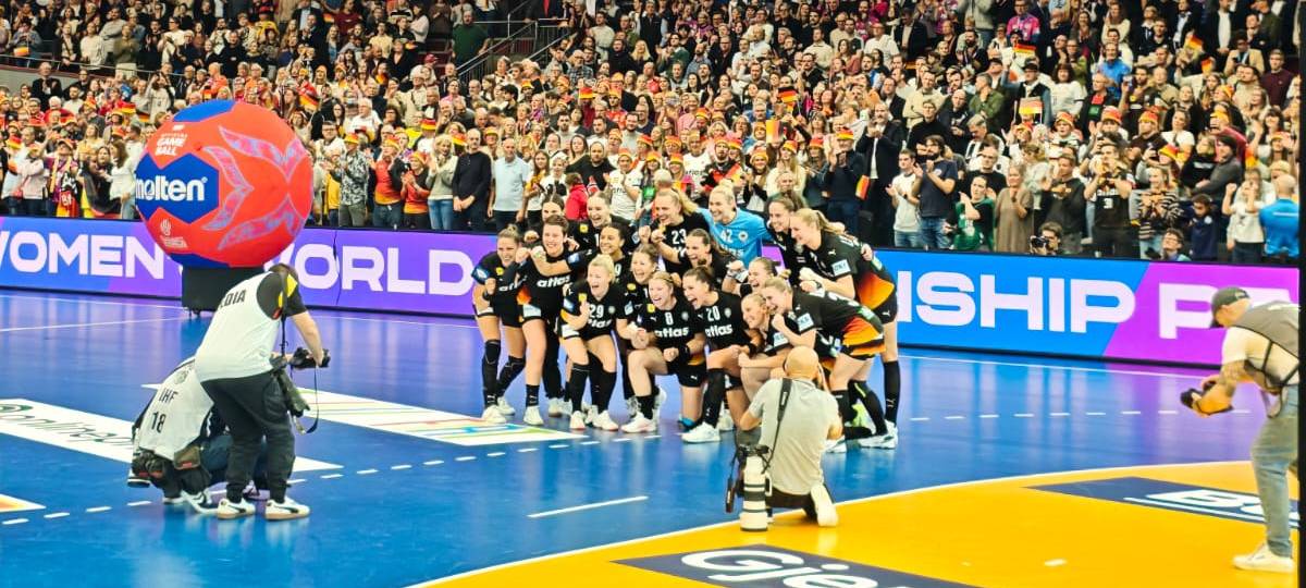 Dortmunder Handballerinnen feiern Vize-Weltmeistertitel