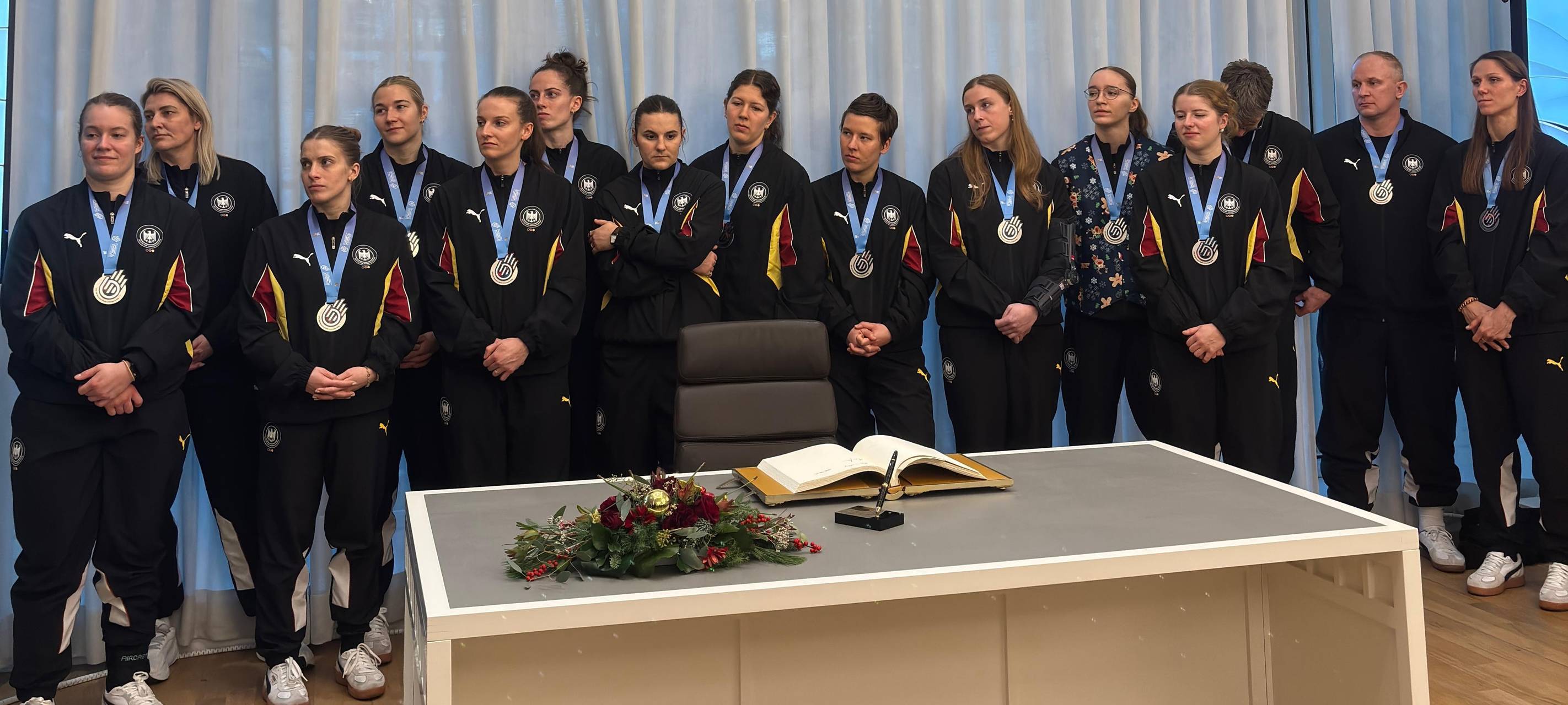 Ehrung für Handball-Vizeweltmeisterinnen im Dortmunder Rathaus