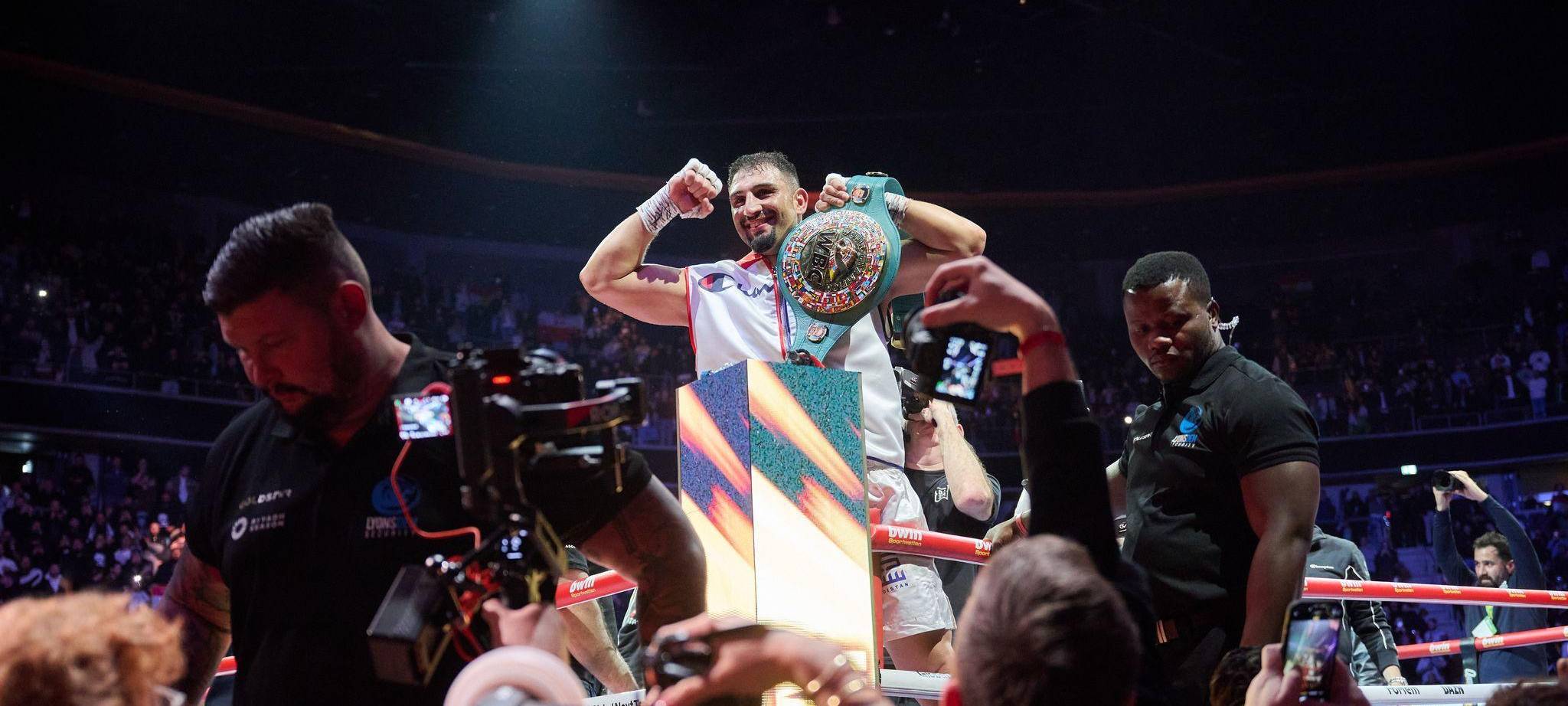 Boxen: Agit Kabayel - Damian Knyba