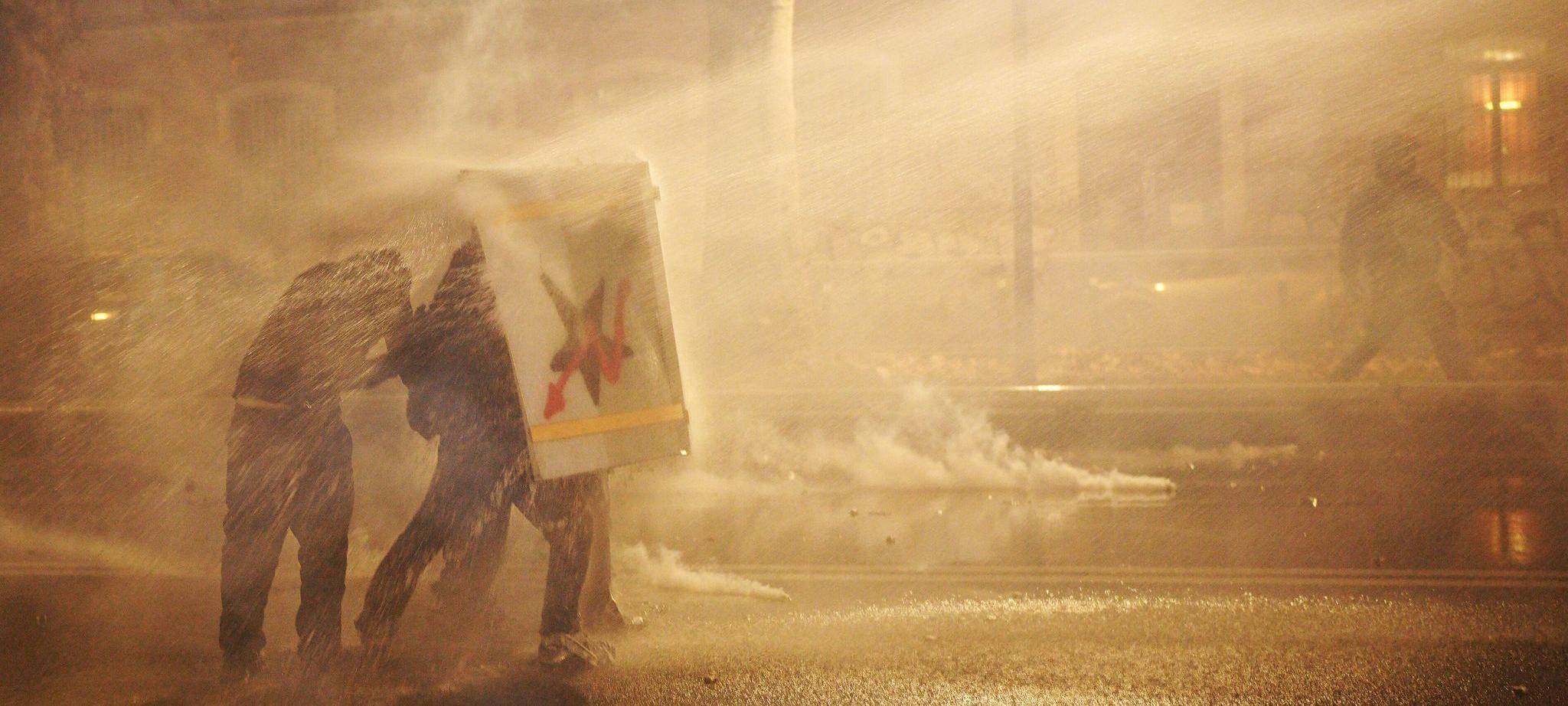 Krawalle wegen Räumung des Turiner Zentrums Askatasuna