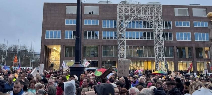 Dortmund: Protest gegen AfD und Höcke-Auftritt