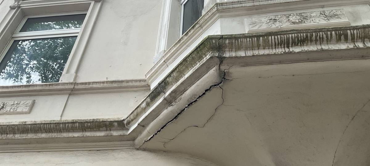 Risse in Haus an der Robertstraße in Dortmund