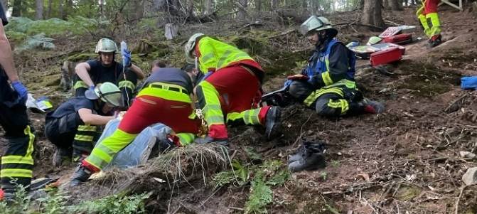 Mountainbiker Syburg Sturz Feuerwehr Hubschrauber Heli