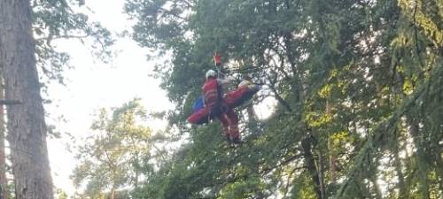 Mountainbiker Syburg Sturz Feuerwehr Windenrettung
