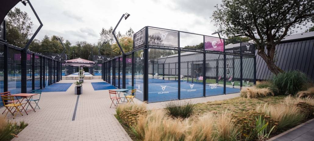 Outdoor-Padel-Anlage bei PadelCity