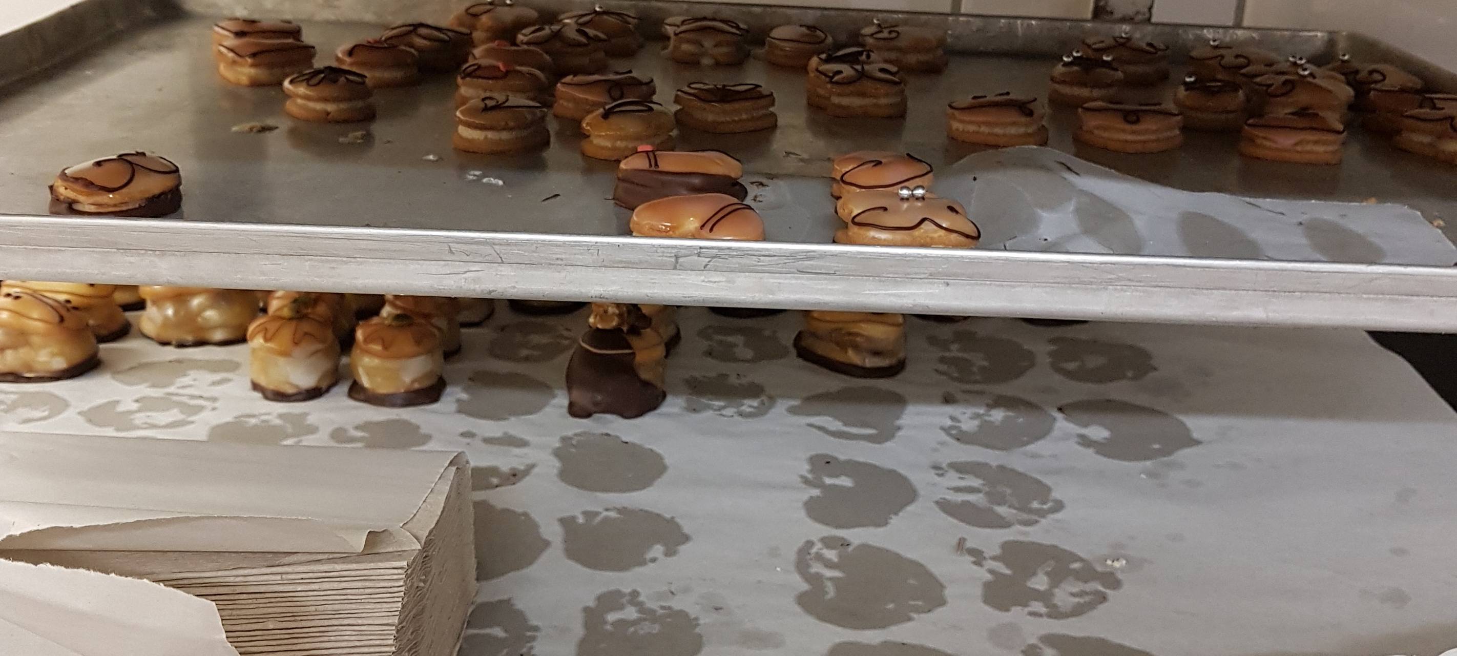 Eiskochen im Cafe Schrader