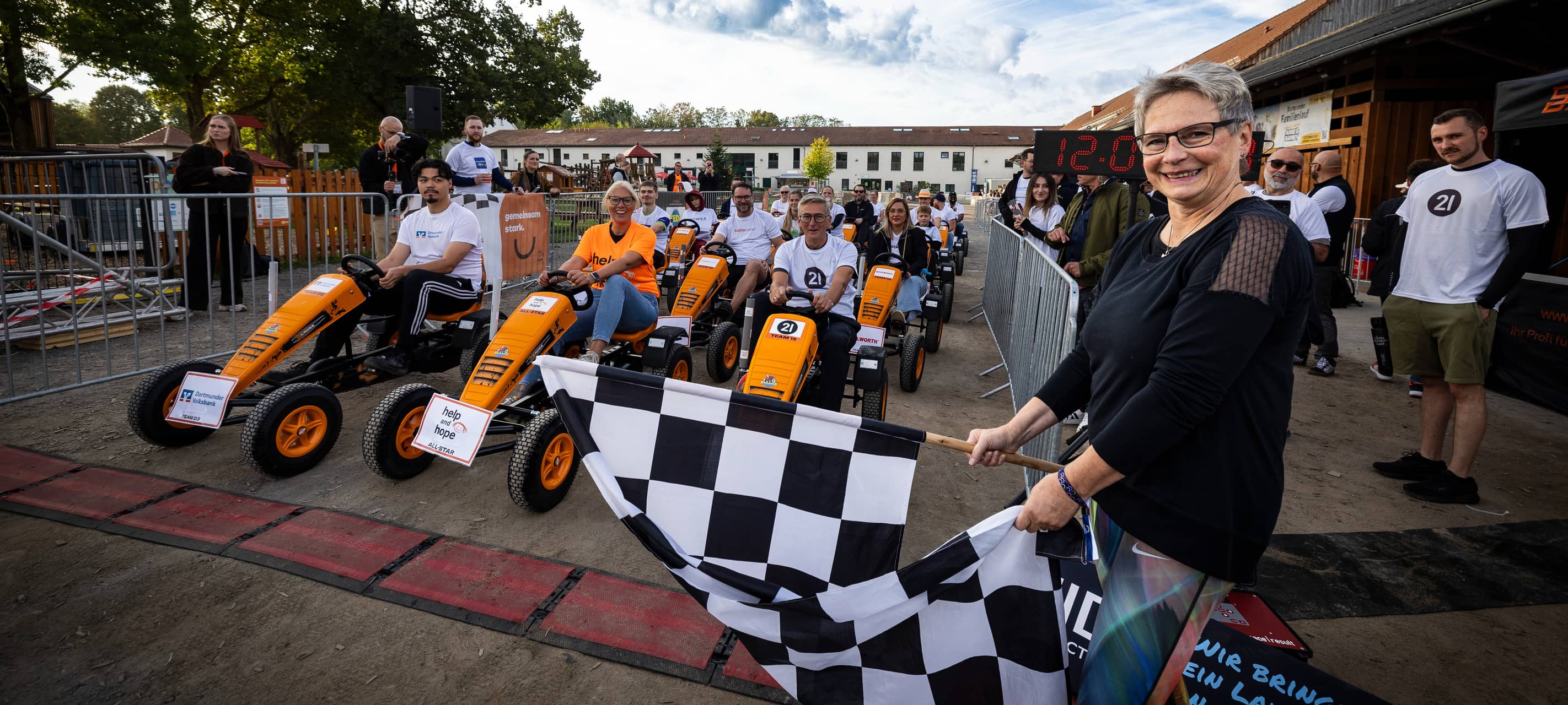 Help&Hope Charity GoKart Rennen Dortmund