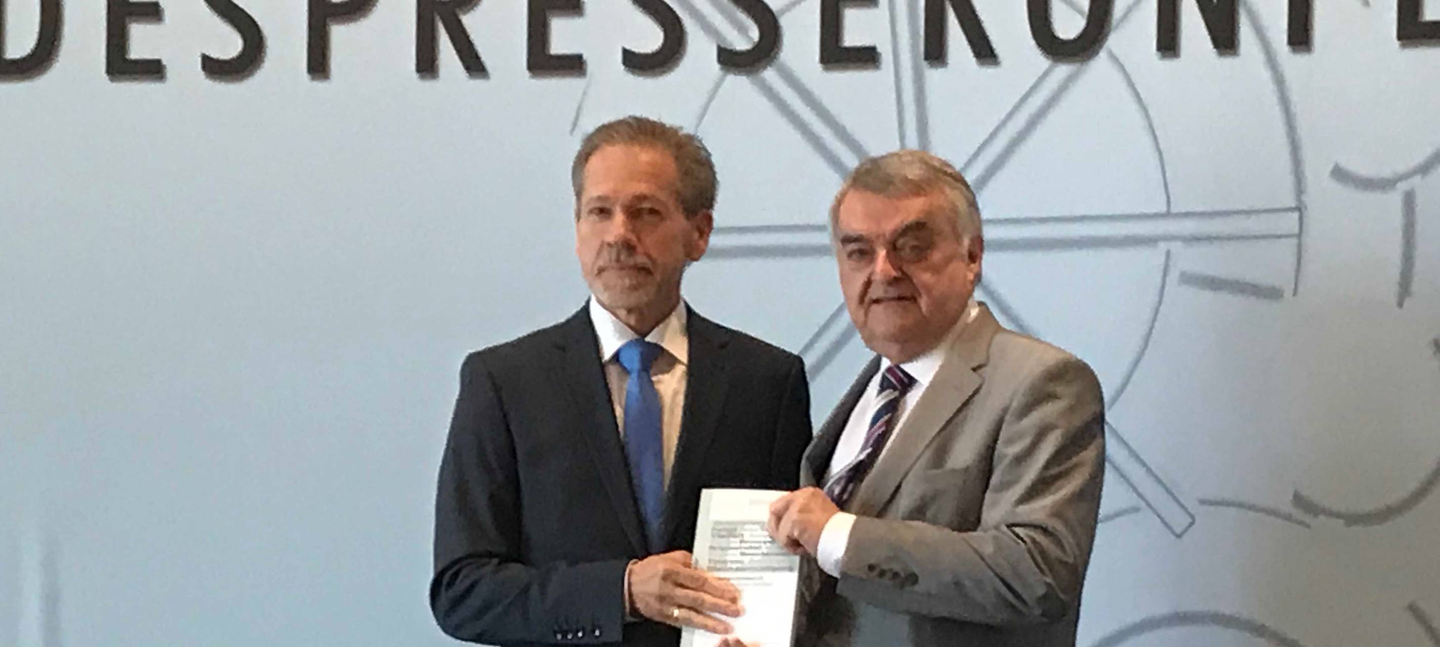 Mehr extremistische Gewalt in NRW