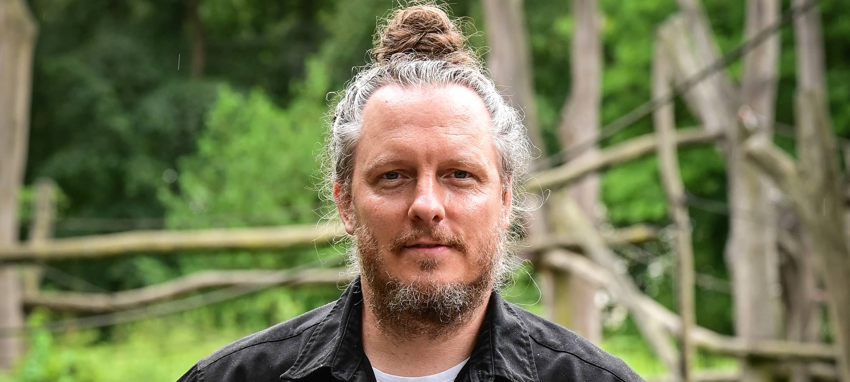 Marcel Stawinoga vom Zoo Dortmund ist bekannt als "Zoolotse" bei Social Media.