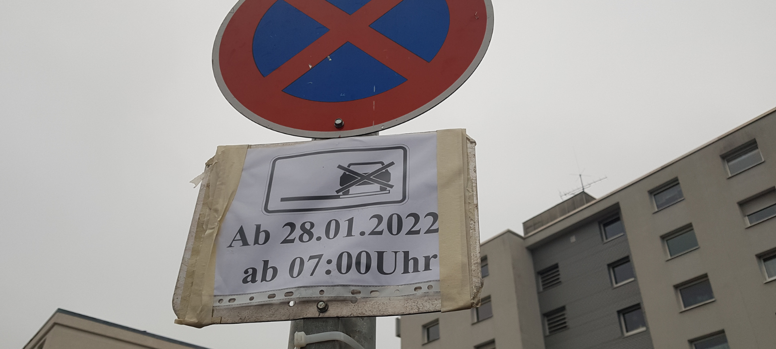 An der Straße Silberhecke in Dortmund-Wellinghofen gelten ab Freitag (28.01.) neue Parkregeln.