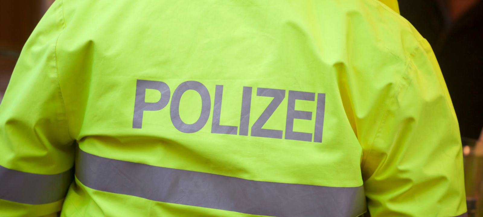 Polizei Dortmund: Suche nach Ferrari-Dieben