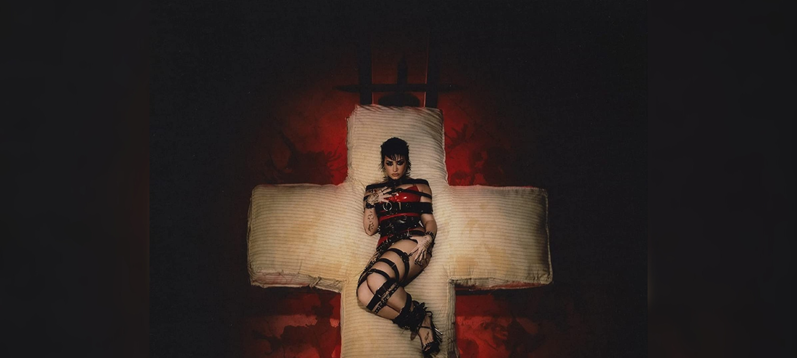 Neue Musik von Demi Lovato und Panic! at the Disco