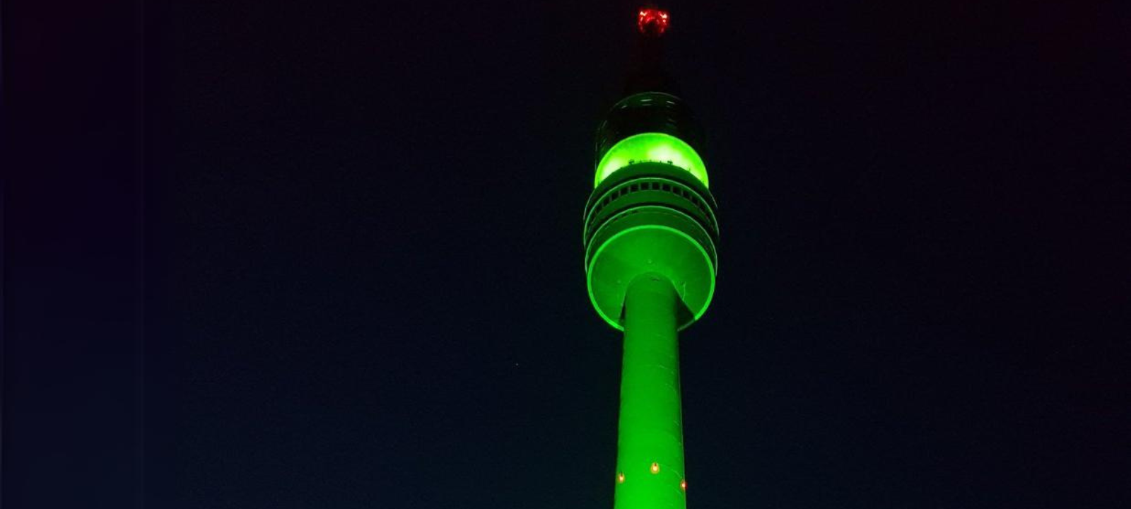 Warum in Dortmund am Samstag Gebäude grün leuchten