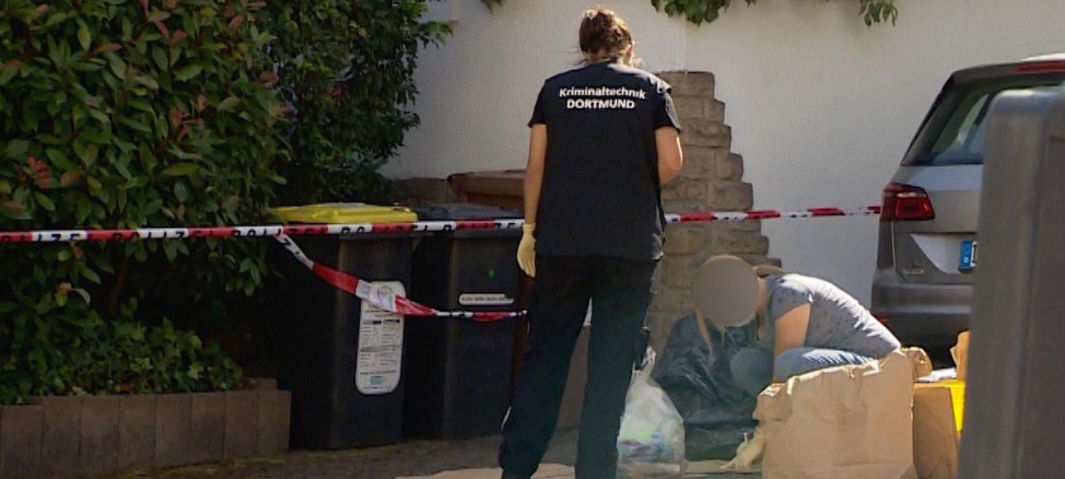 Polizei KTU Mord in Dortmund-Wambel Tötungsdelikt